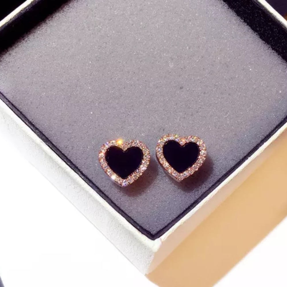 Zircon Stone Rose Gold Stud Earrings heart - Picture 2 of 2